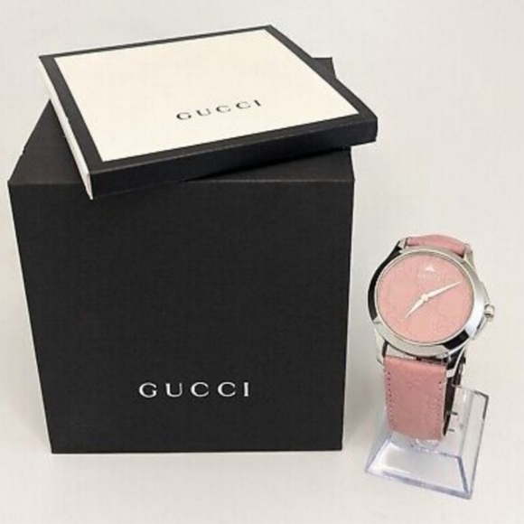 Gucci Luxury Watch Gorgeous! Swiss made and all leather! - Picture 3 of 8